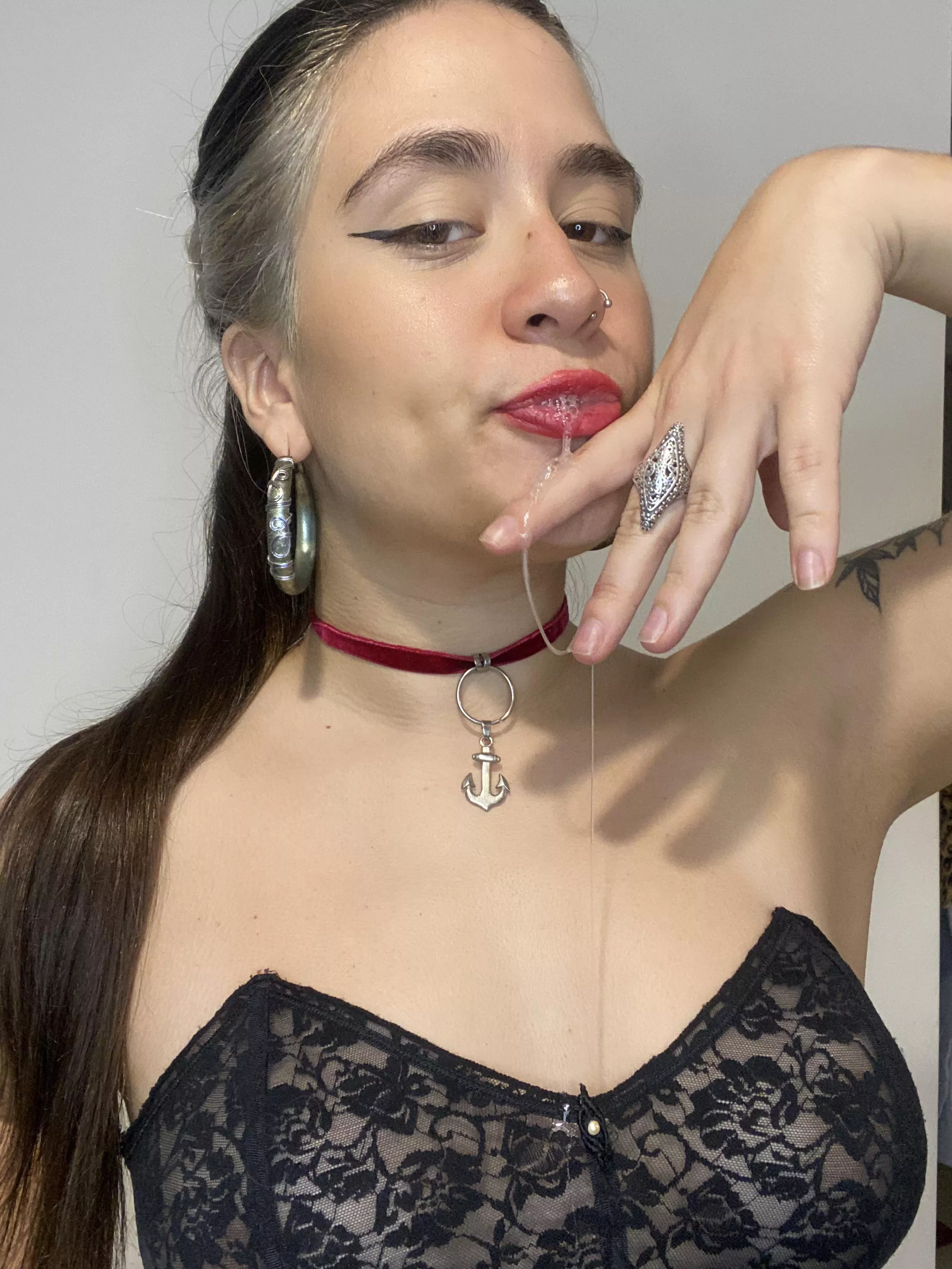 I like to pkay wet 💦 posted by madame_candy