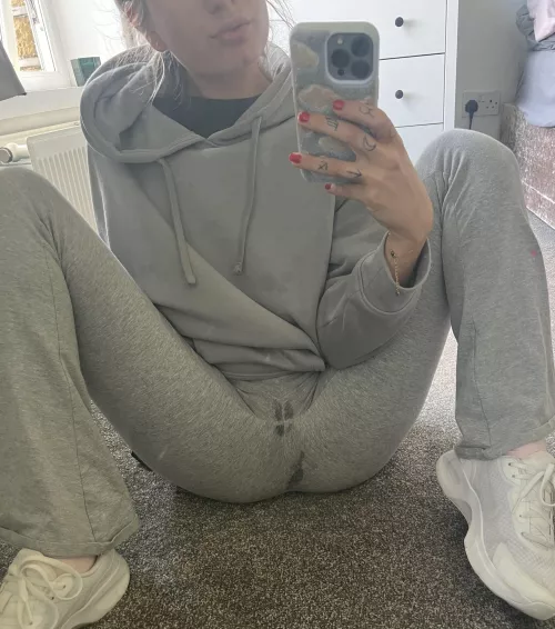 I probably shouldn’t go commando in grey pants… by 2missmae