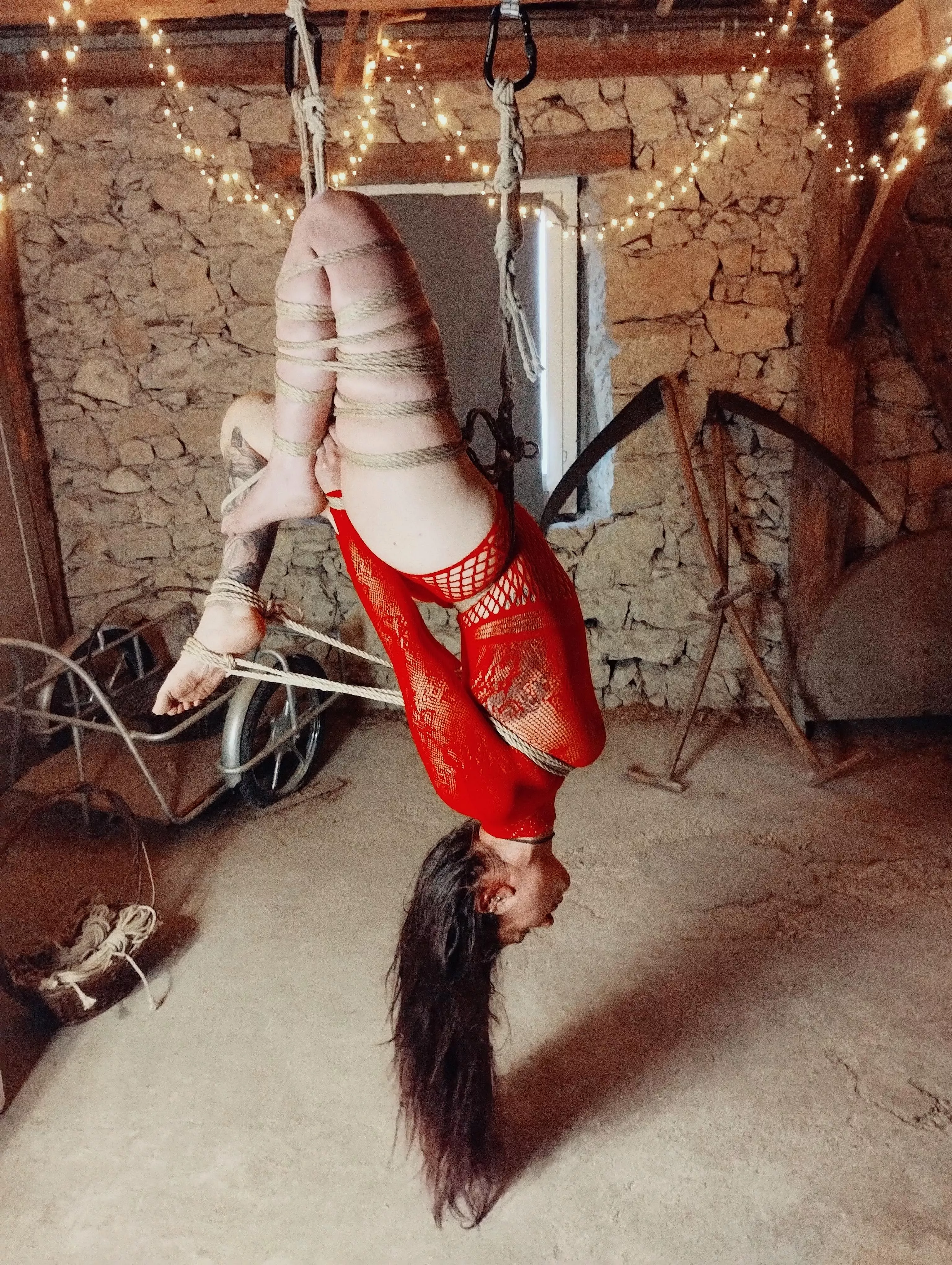 little red in waist rope training posted by semenawa