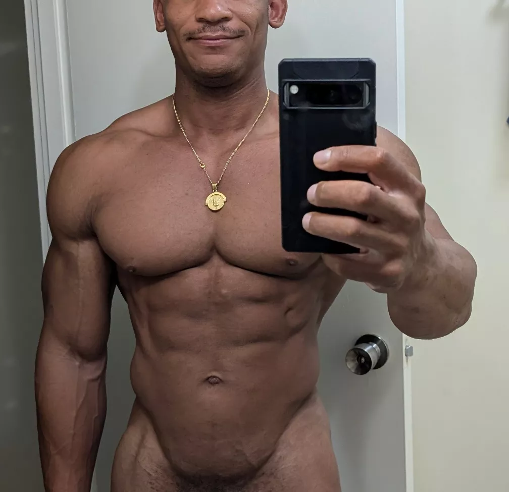 looking tight today!  posted by TheNewLegend