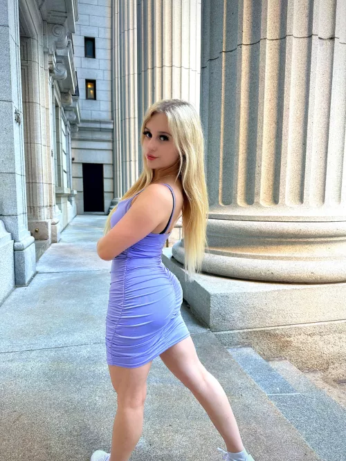 POV: we're on a date by envyluna_