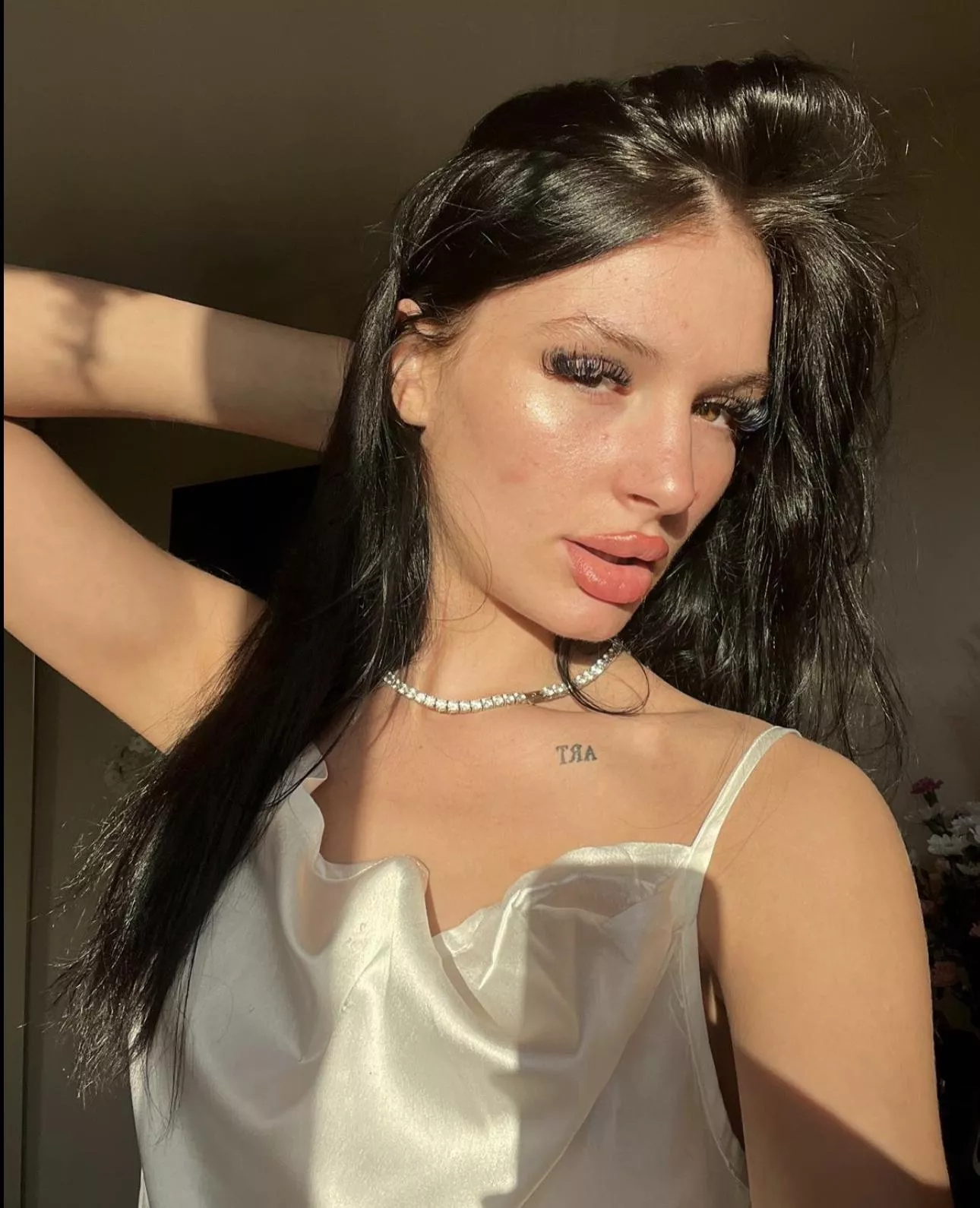 this is my cute smile  posted by SprinklesBright8037