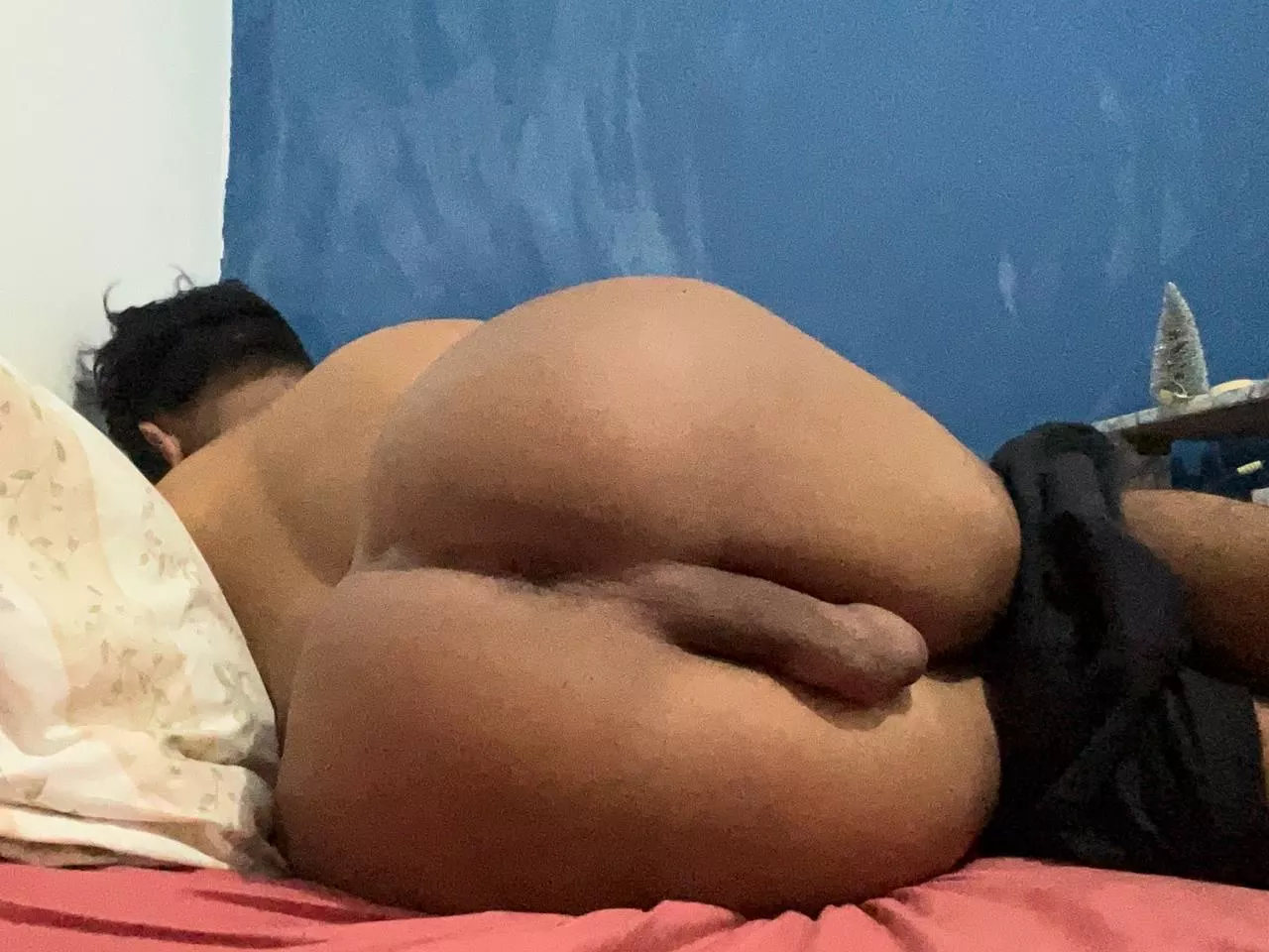 Would you fuck me sideways? posted by Holiday-Quiet9889