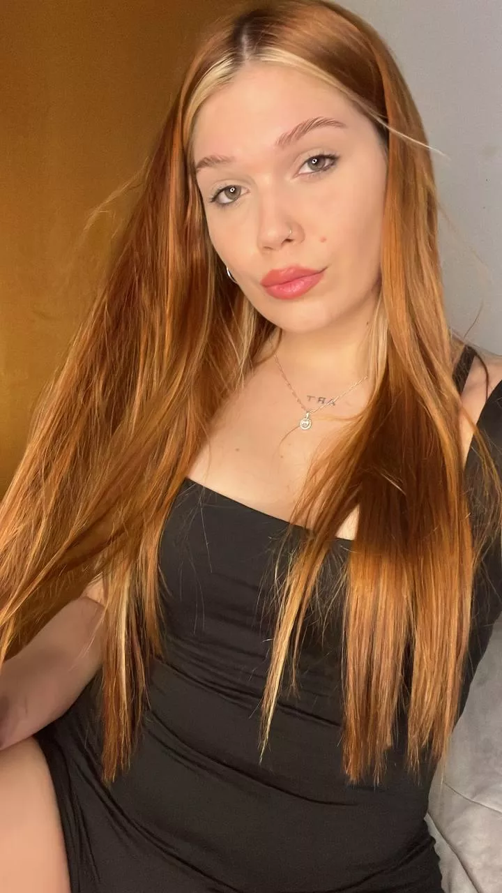 Would you take me to dinner? posted by elvirabaddy