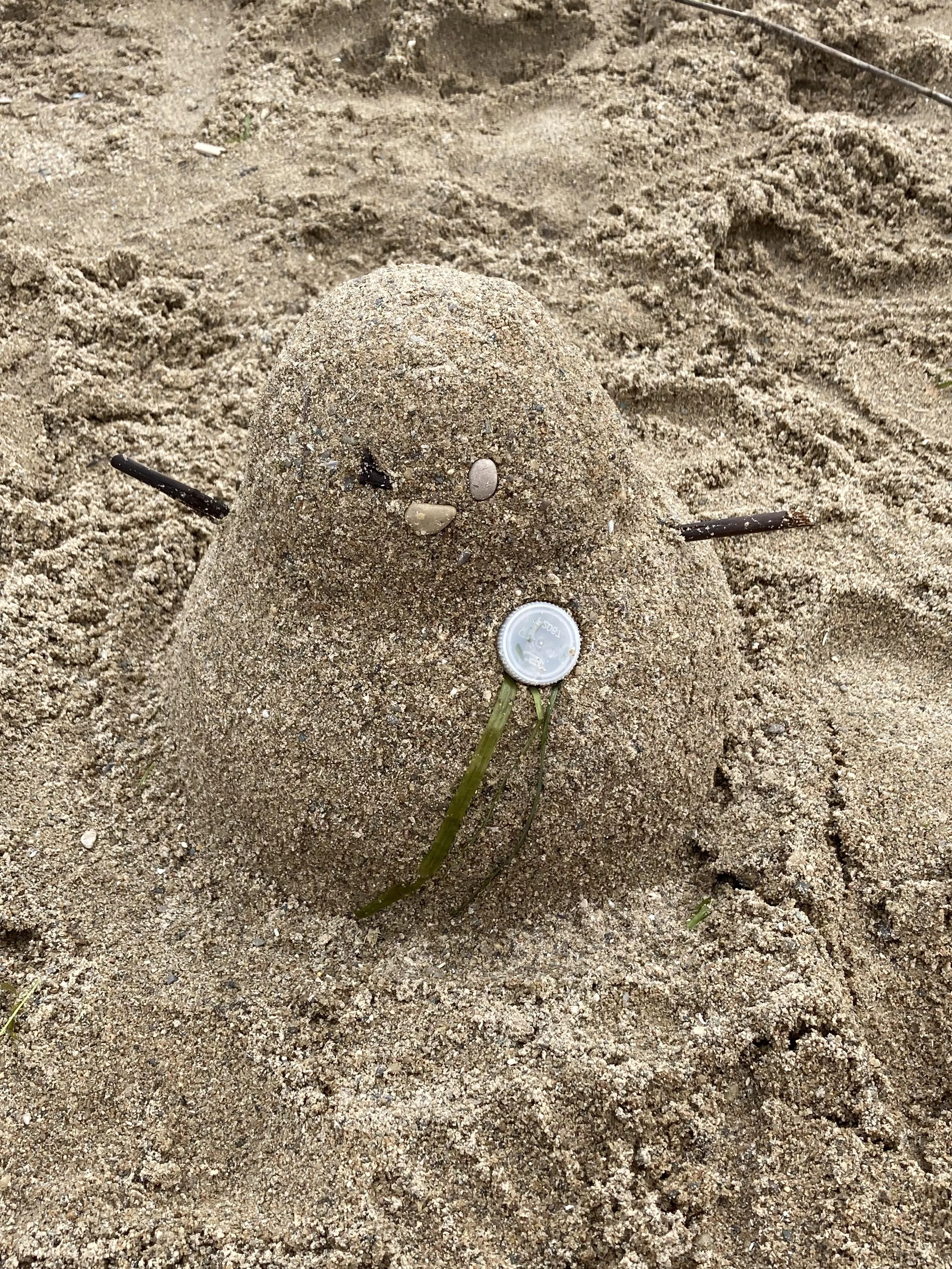 A little guy posted by GothCentaur