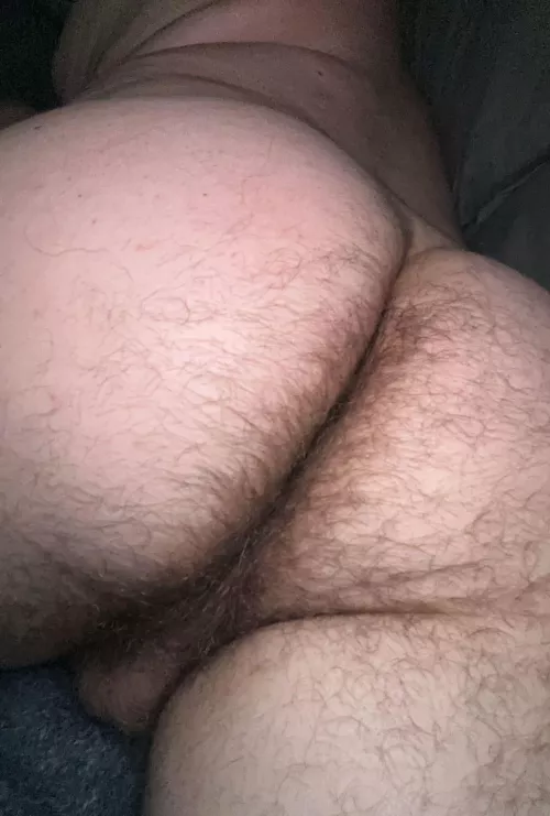 Anyone want a taste 🍑 Dm for snap ;) by e-less01