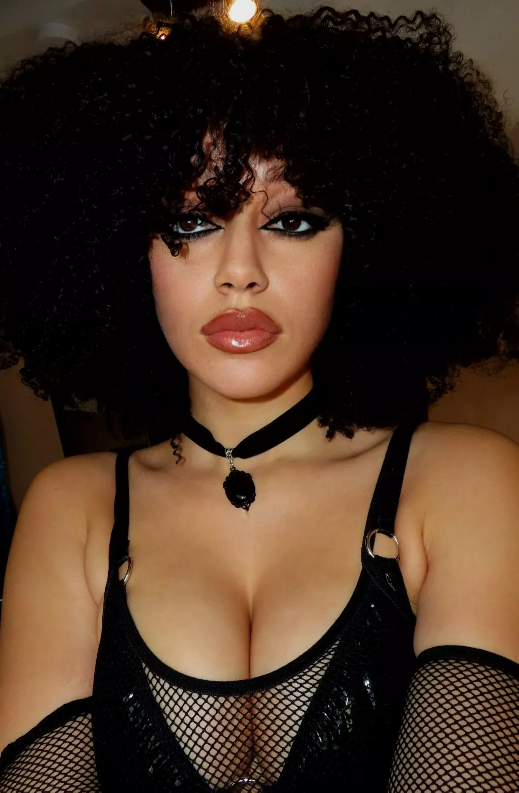 force me and choke me posted by Samiraxoxodarky