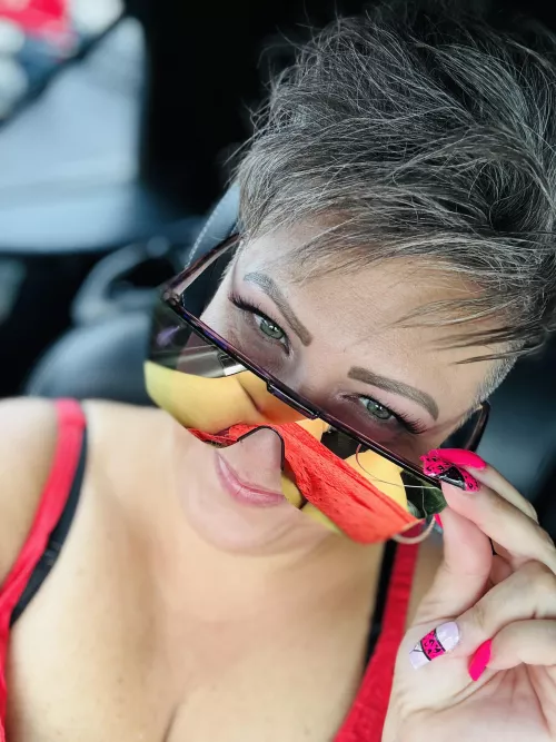 Hey there ;) by Nevada-Rose