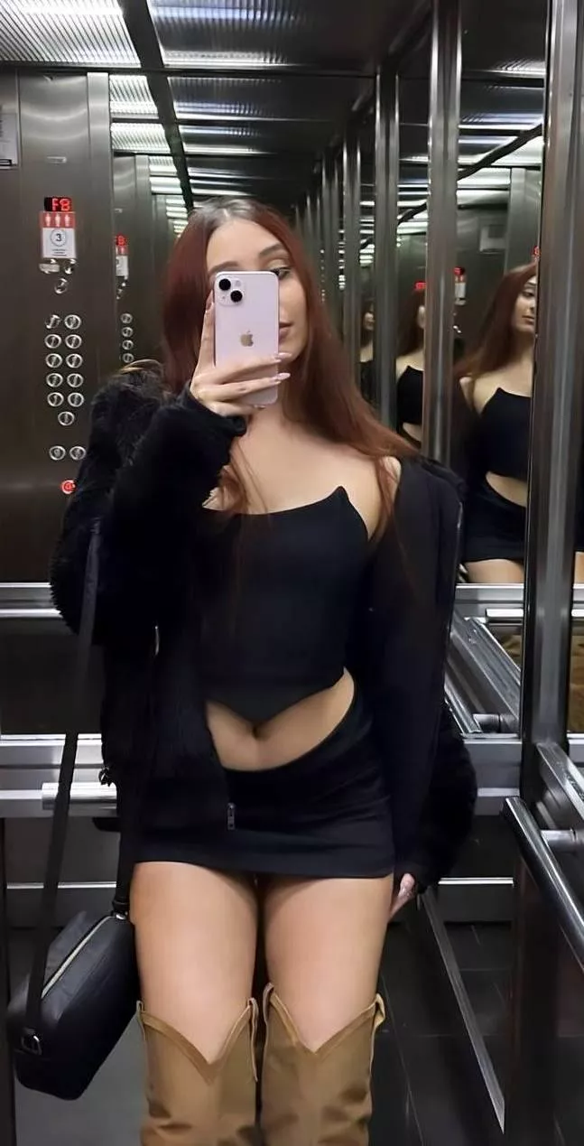 Perfect skirt for a quick fuck ;) 
 posted by RemoteMarsupial3915