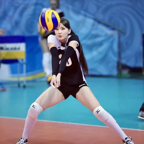 Sabina Altynbekova by YongWeddle