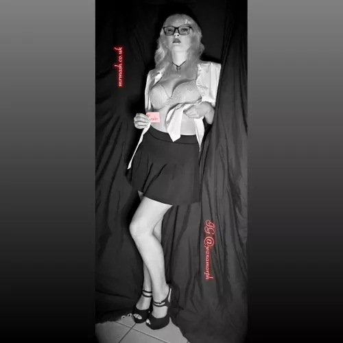 Secretary Jeana by mrrmash