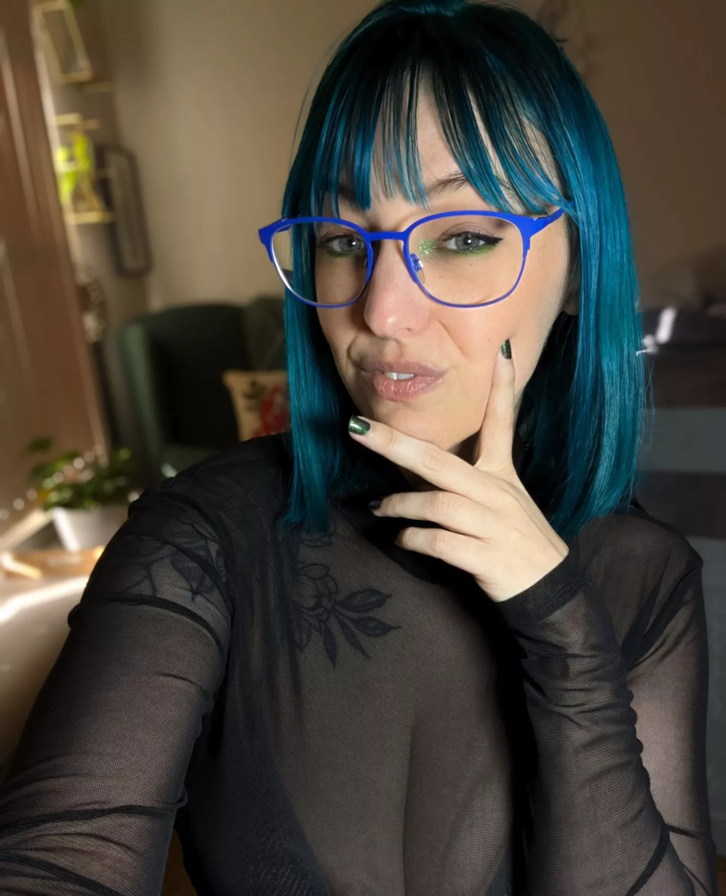 Smiling selfie for you posted by bbyluna_