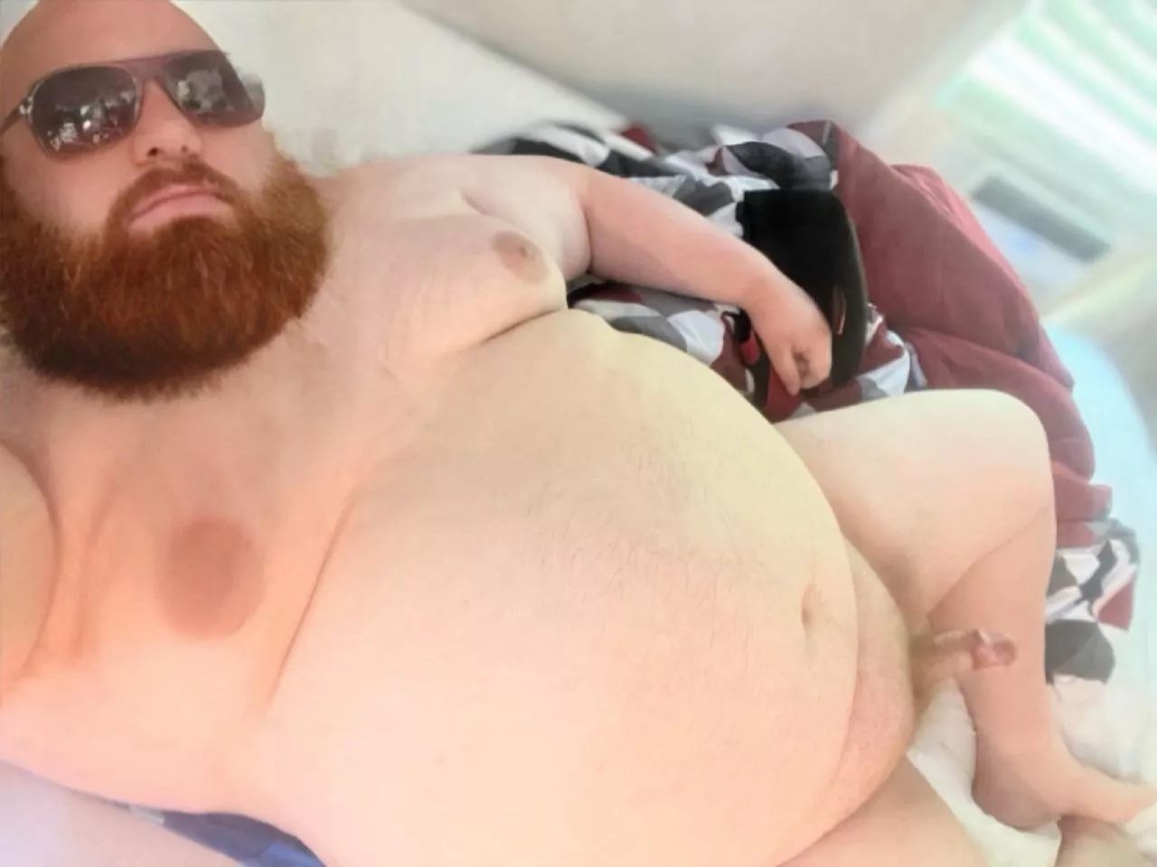 This is how big my flaccid dick is. posted by BigSexyBeastHornball