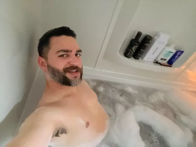 Tub time with daddy Dm me by Ian191919