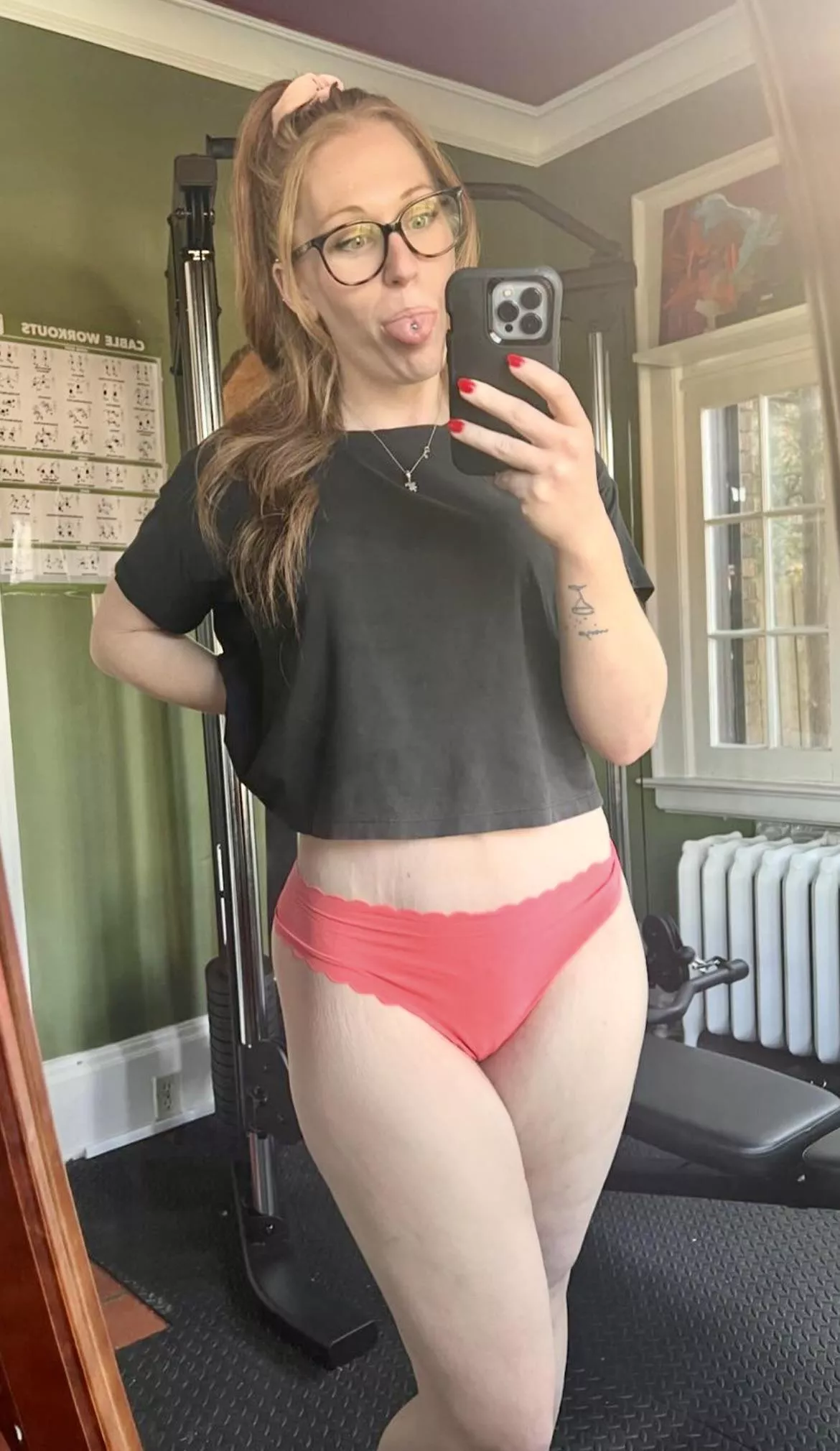 Favorite outfit to tease in posted by shanks9201