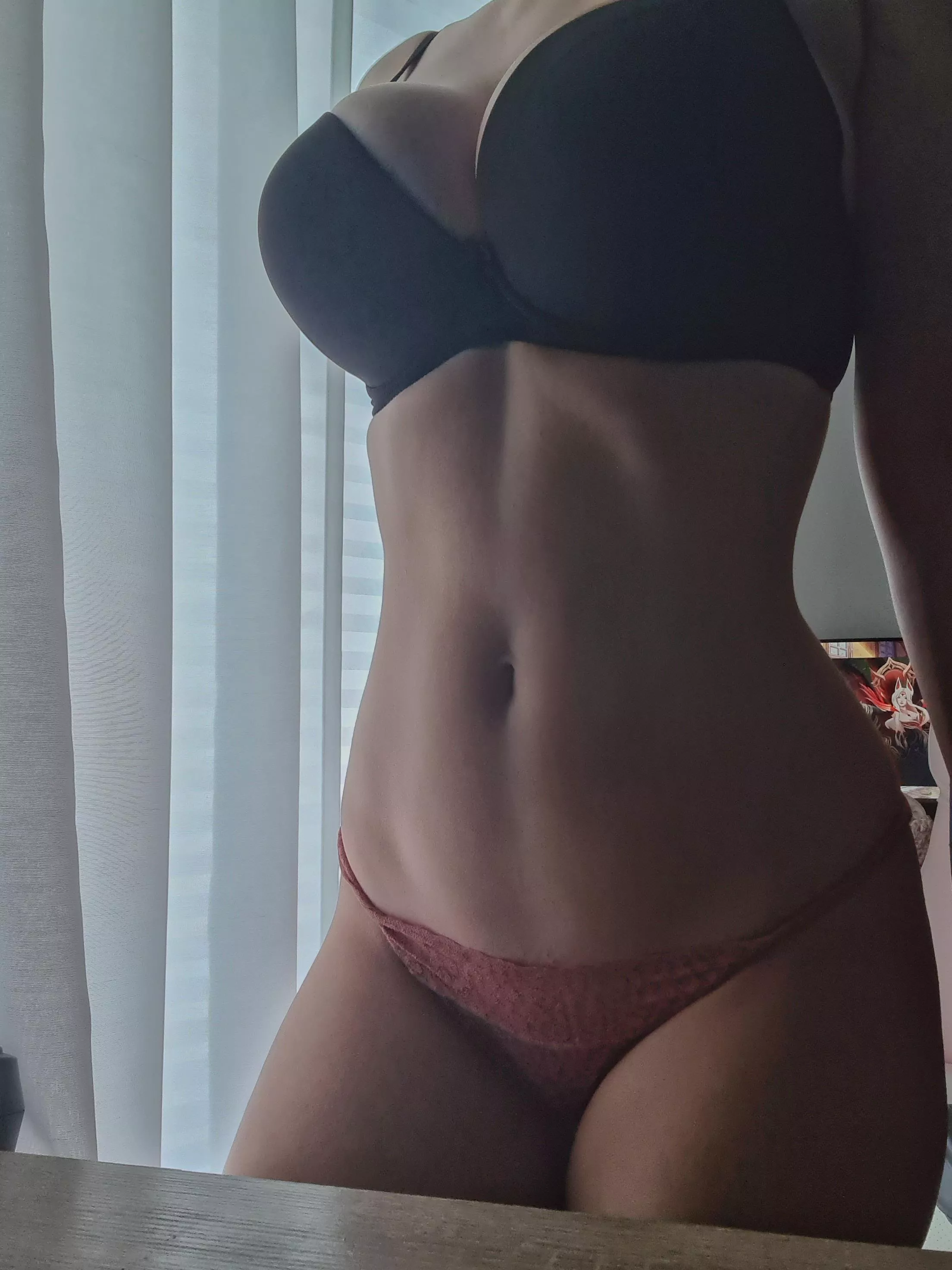 Felt sexy after stomping enemy team in League.
 posted by WorldlyResolution623