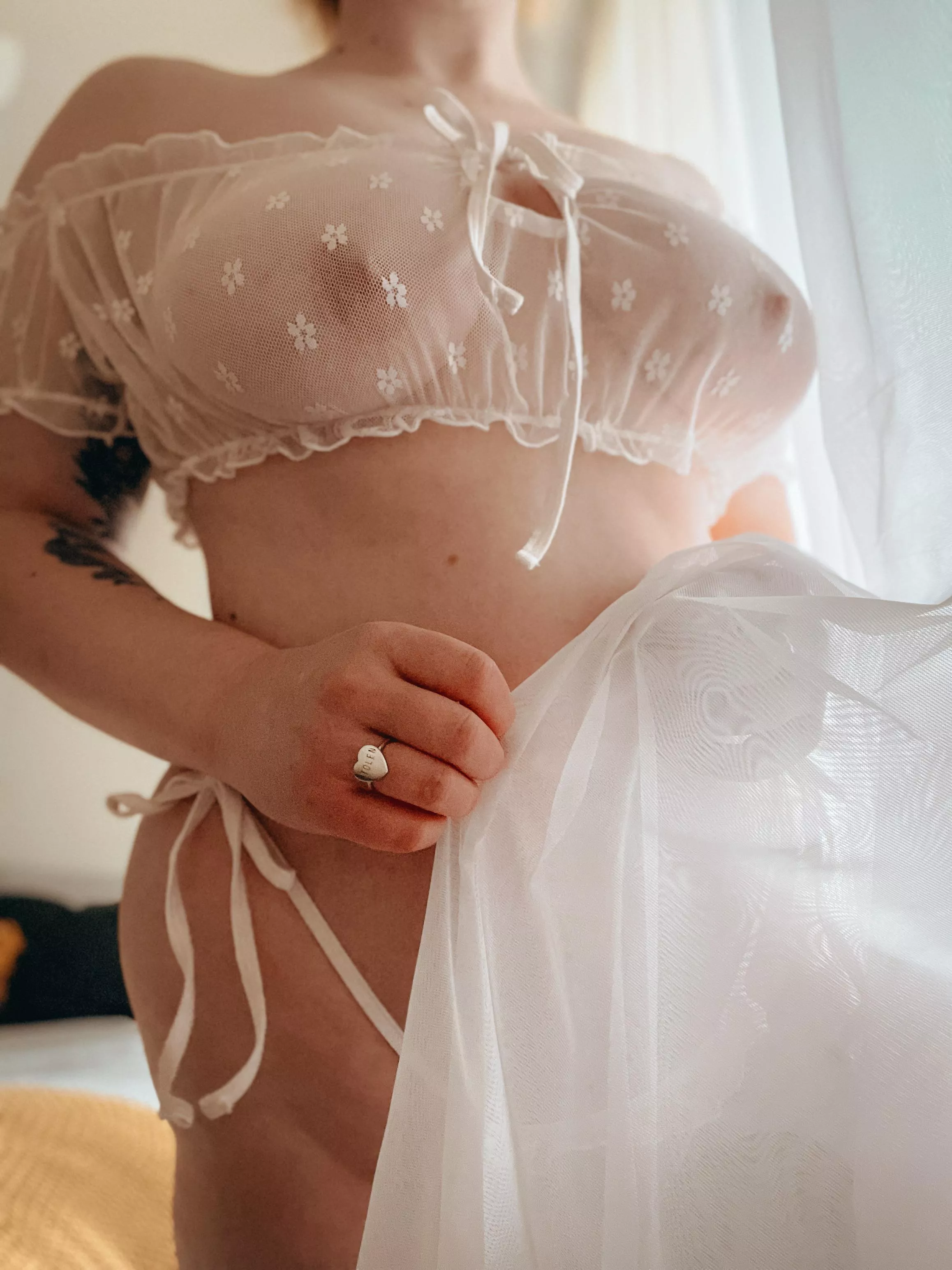 Morning light ⛅️ posted by leafygreens_99