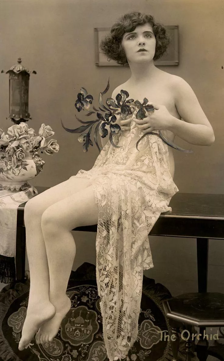 naughty French Lady posted by Mundane-Employer-719