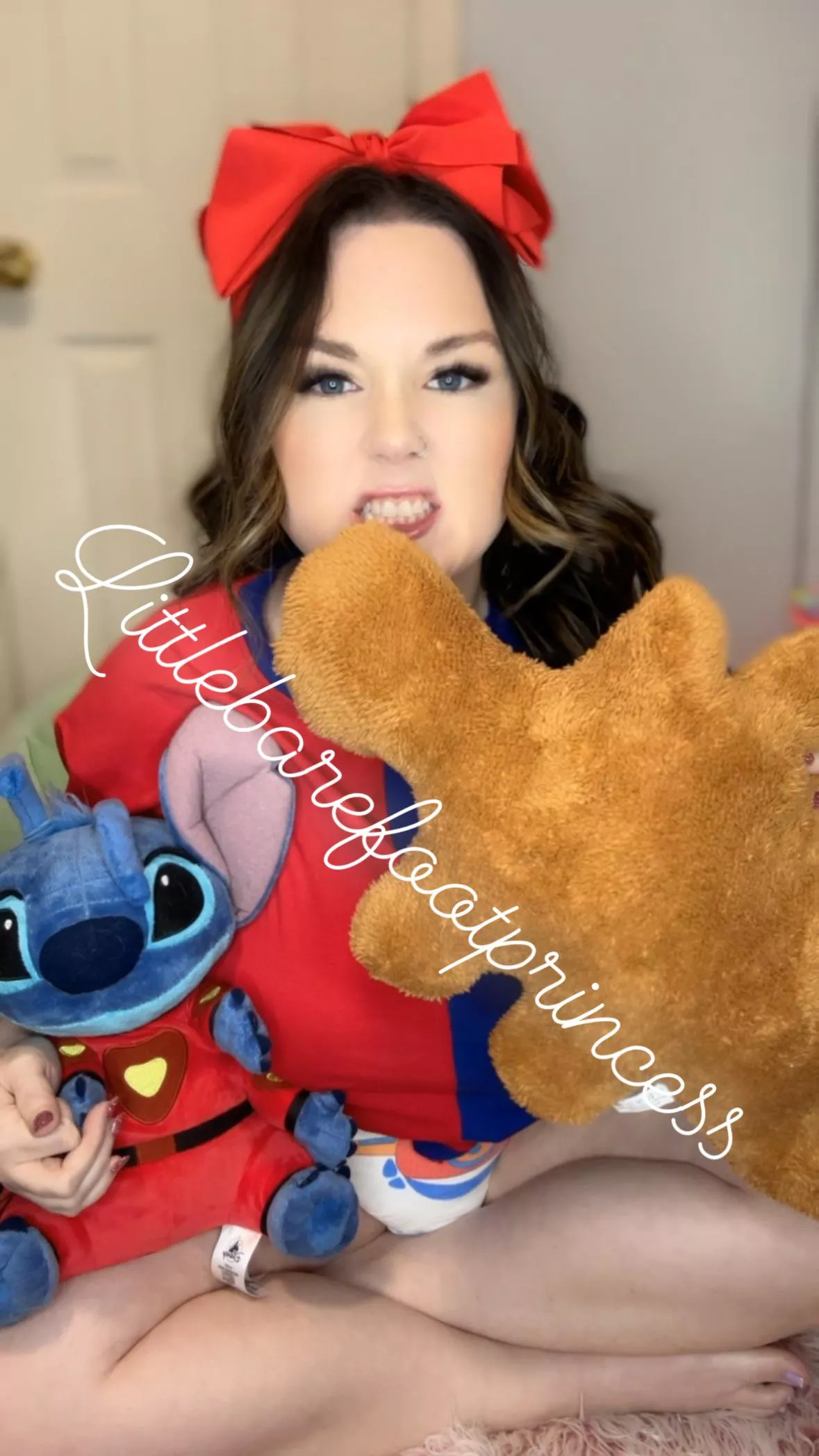 Play with me? posted by lilbarefootprincess