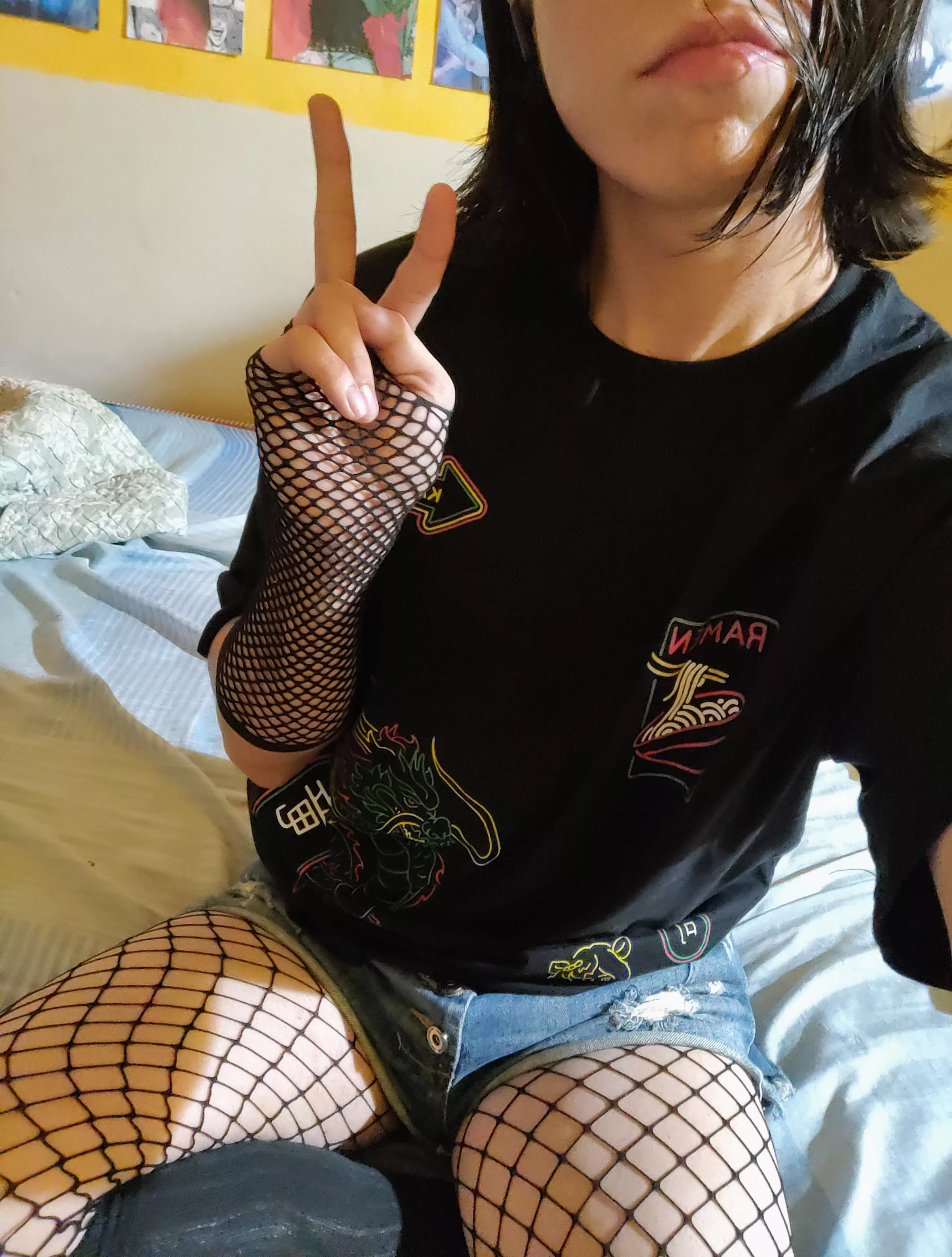 Sometimes I like how I look :3 posted by AndrewFemboy11