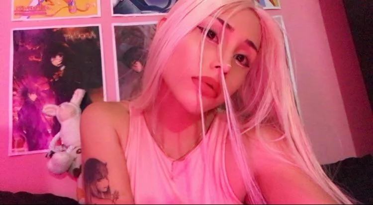 This is what the average bronze player looks like in valorant :3 posted by OrneryCherry6547