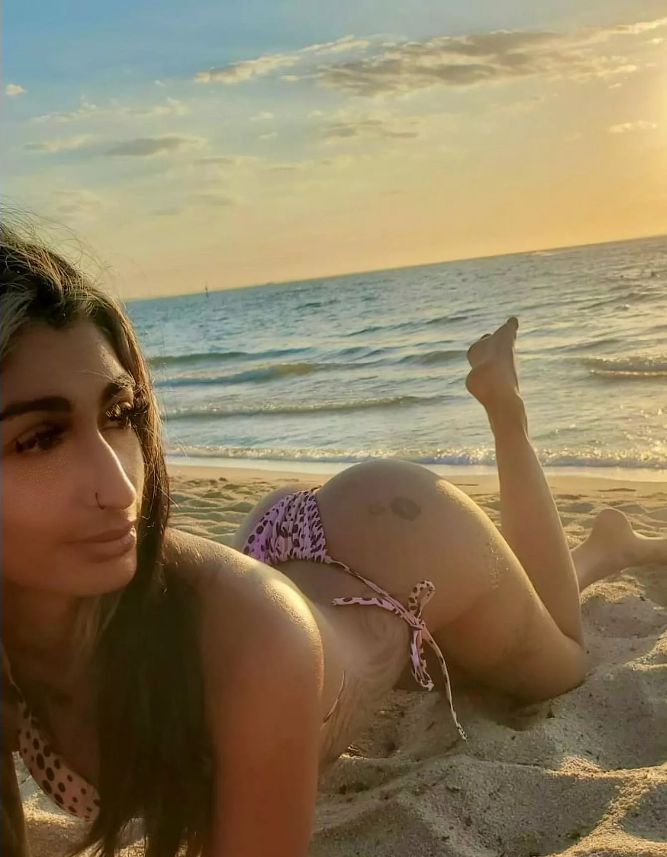  (@_ba...ayy_x/) posted by sobeautiful_x