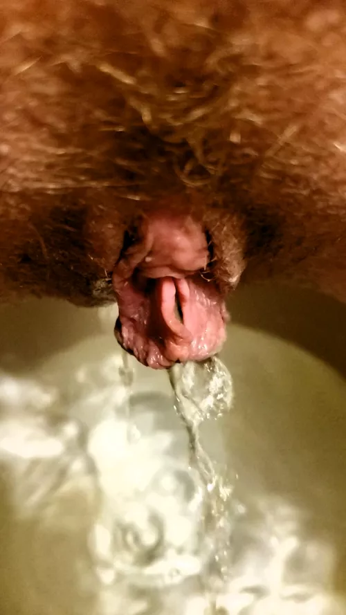 I wonder how many people are still into watersports by Iamskylightlife