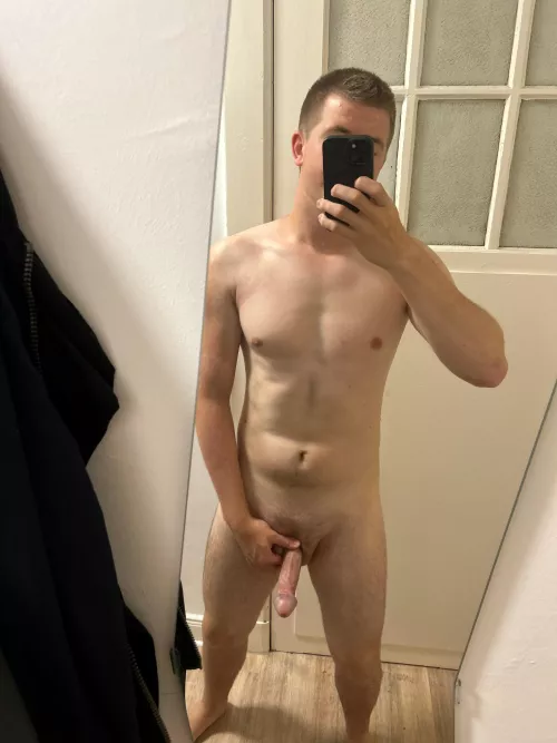 It‘s way too hot for clothes tonight! by NaturalEcstatic42