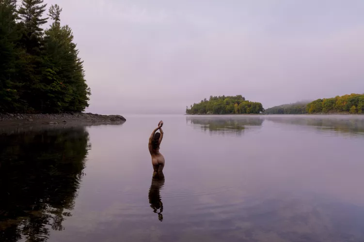 Morning curves  by modeladventurer