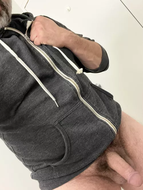 (53) One word to describe my pubic hair… GO! by outamindouttasite