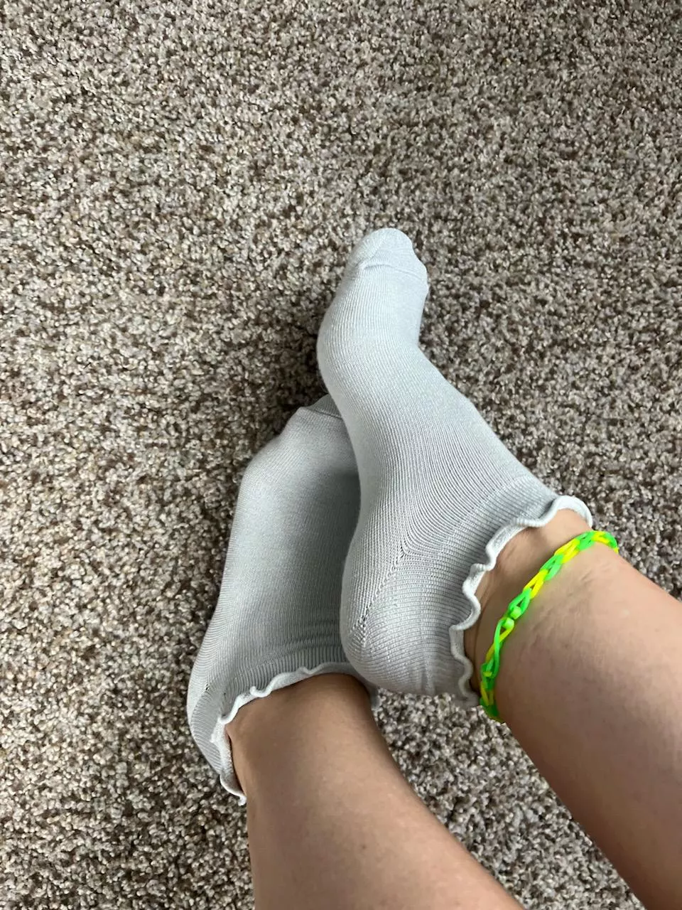 Extremely so[f]t and stinky socks DM me to find out what the best feels like. posted by PPS-sales