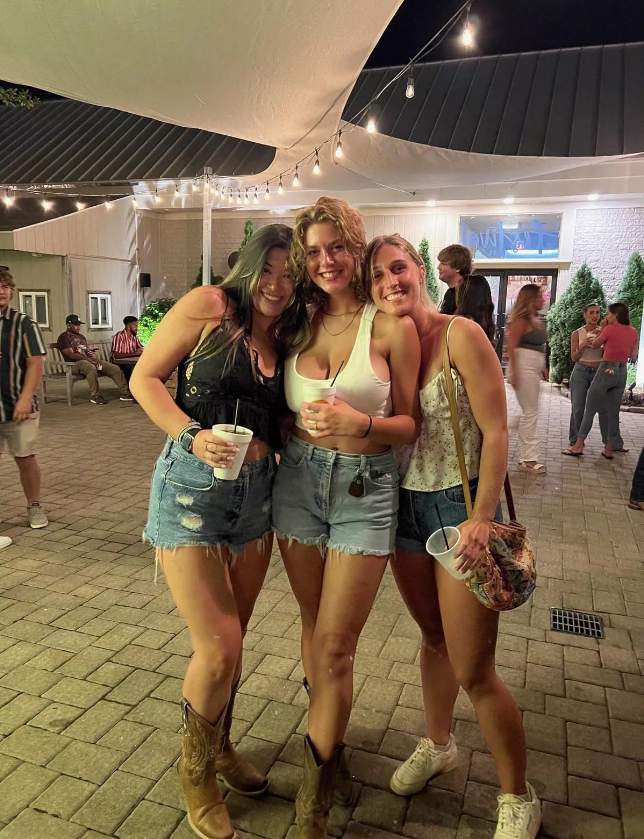 Good options 🤤 posted by [deleted]