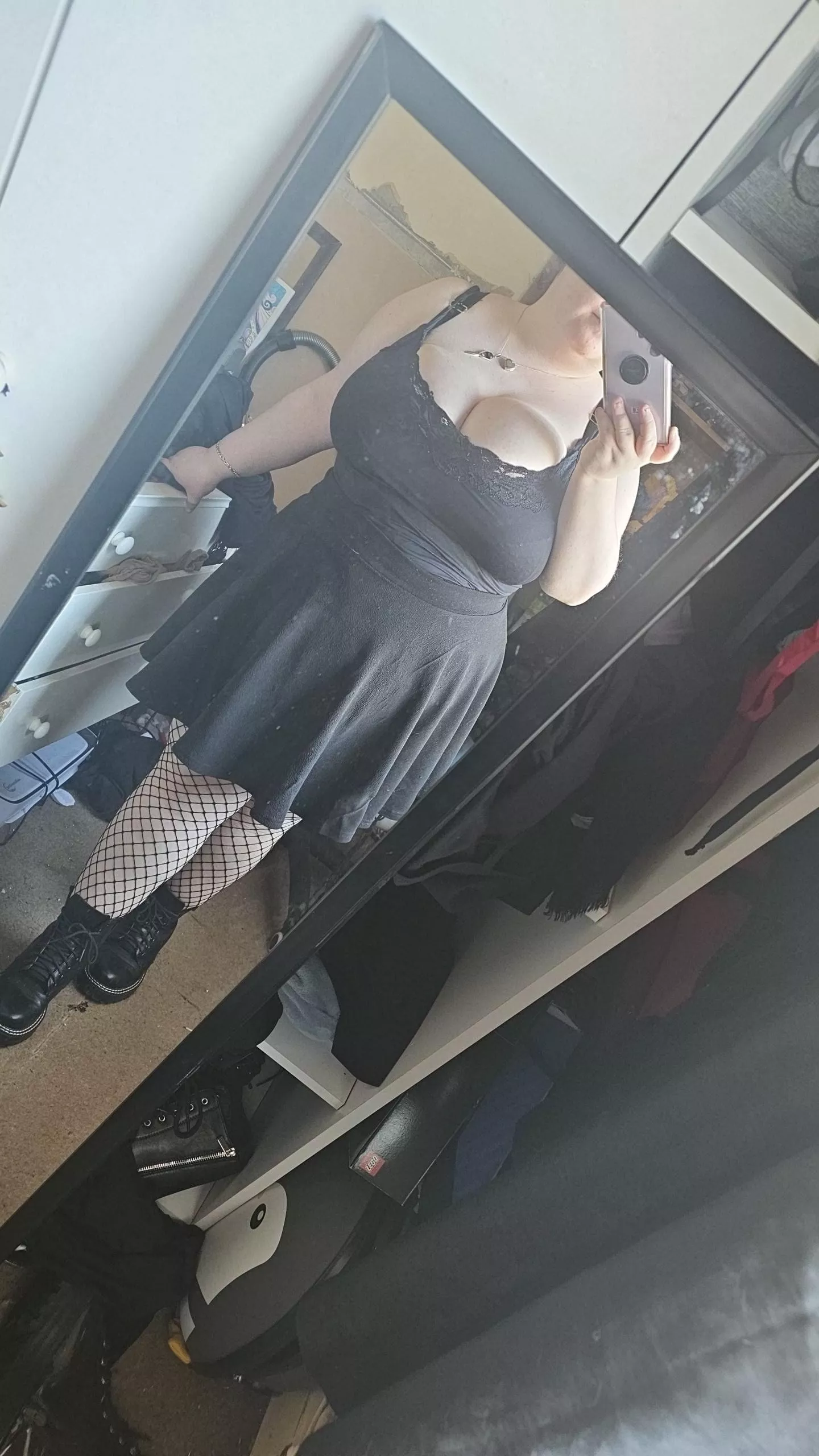 I look good enough to eat  posted by Hollow_Insanity