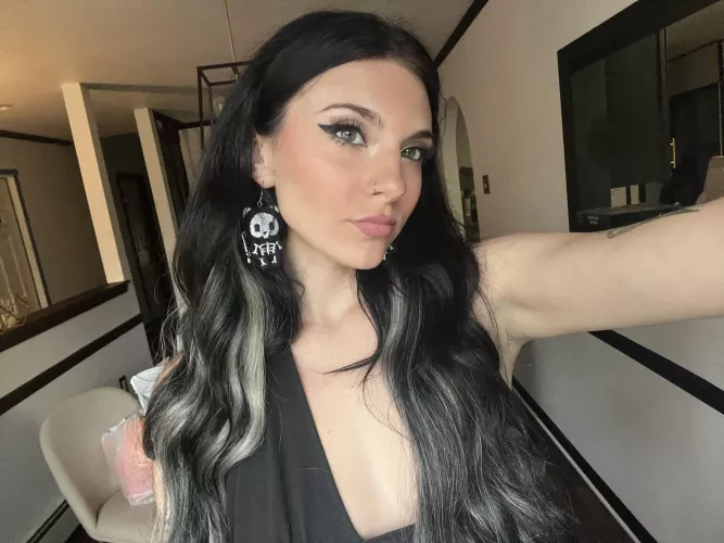 Is classy the new sexy? by Unfair-Phrase-6059