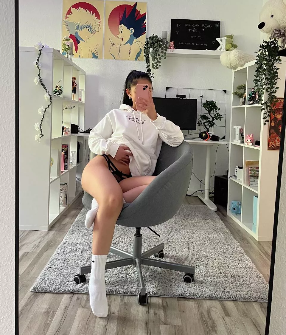 Just more comfy without pants~ posted by Sad_Bat6485