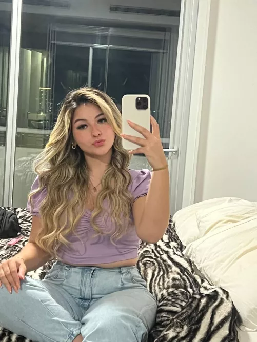 Last mirror selfie before the day ends by sweetisabellaxo