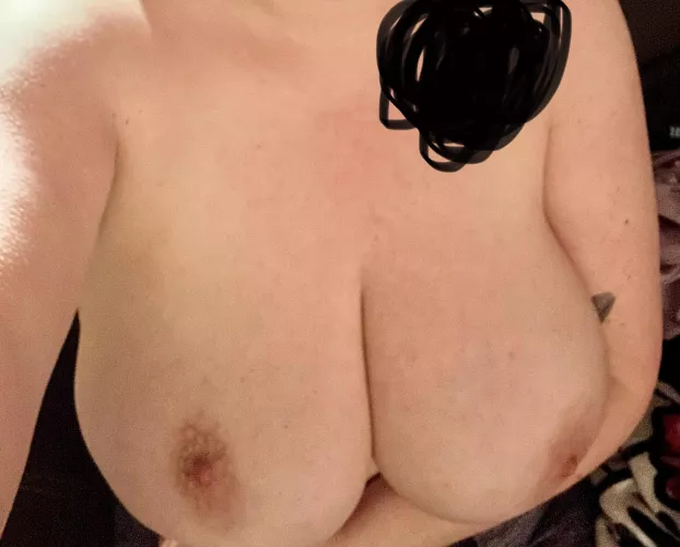 Staying cool inside 😎 by Fit-Particular-3376