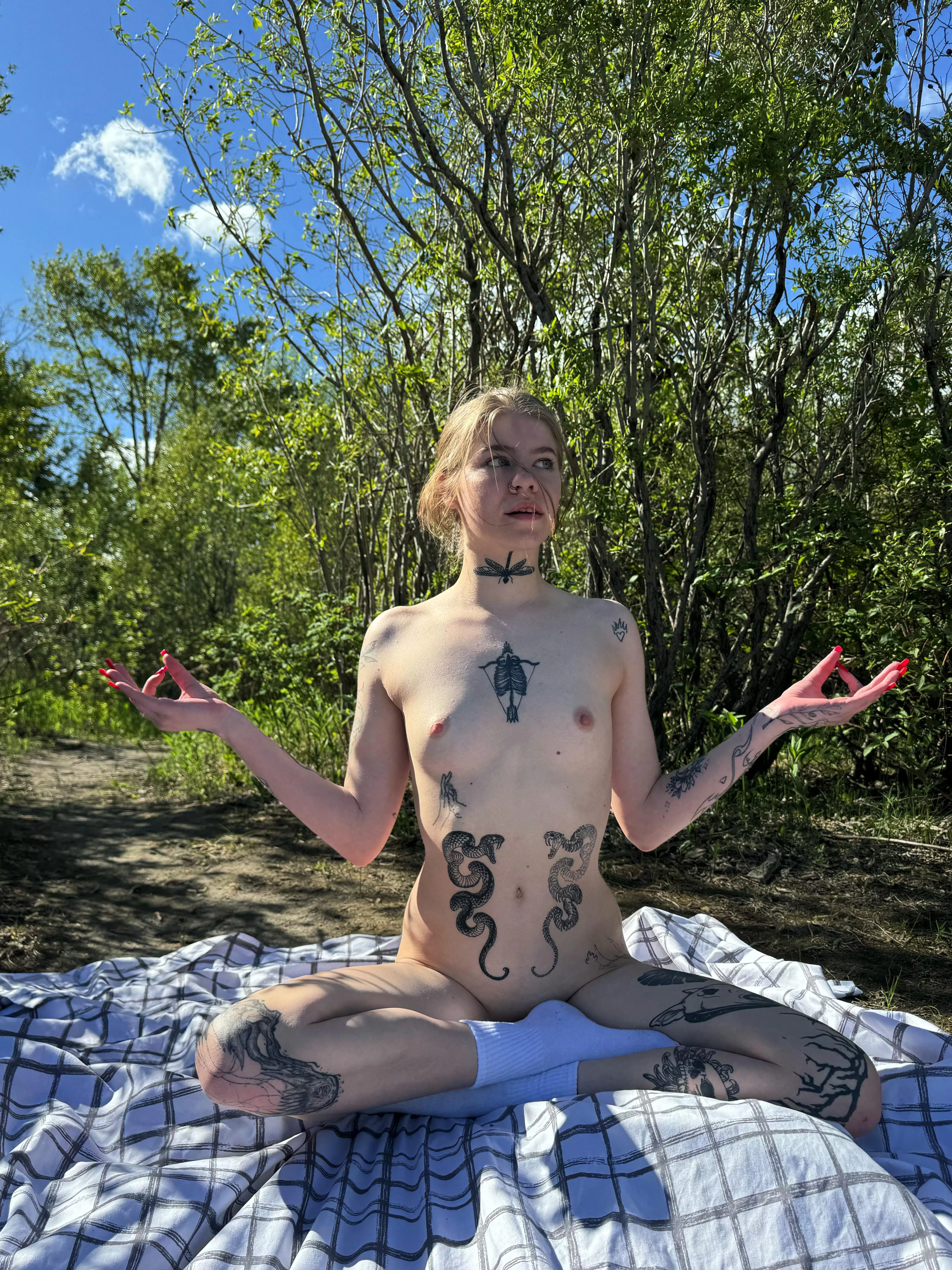 Whats your favourite thing about me posted by Mari_Yummy