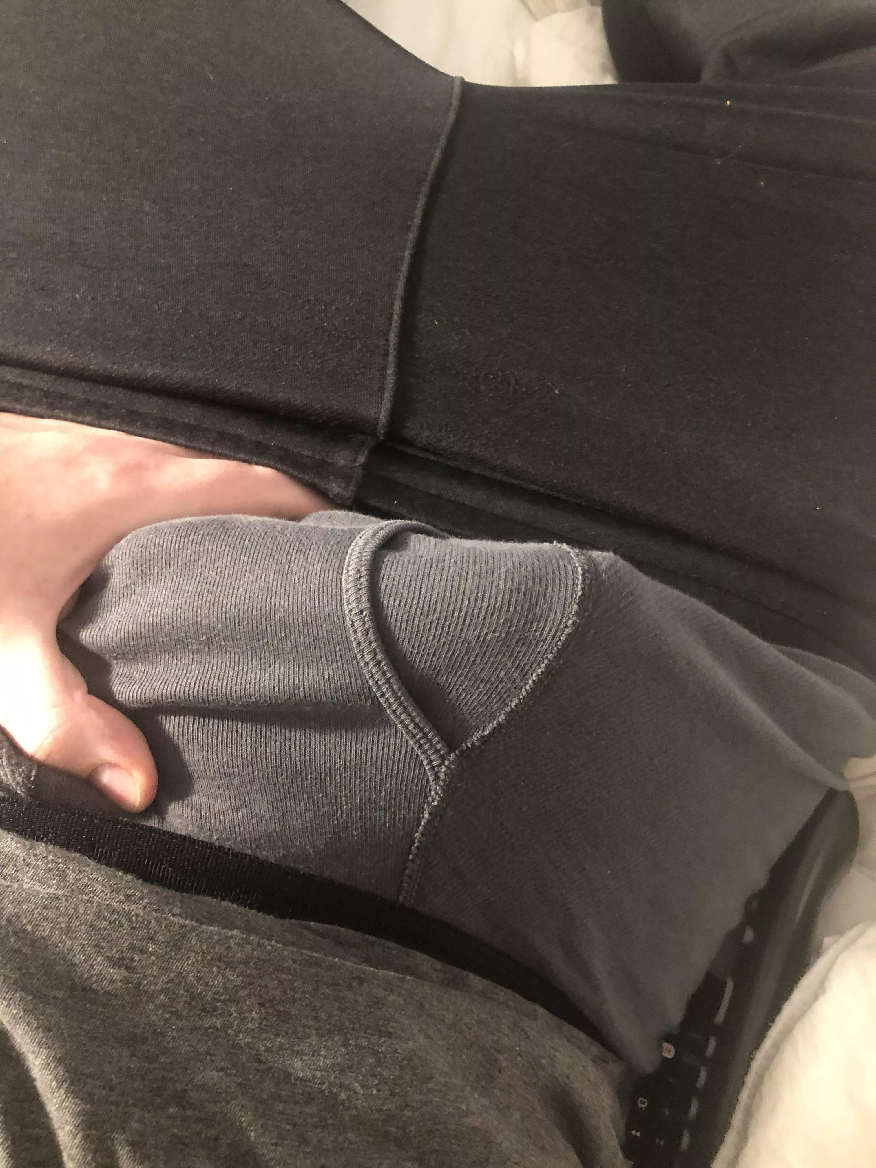 hmu to see more (25) posted by barelyybreathingg