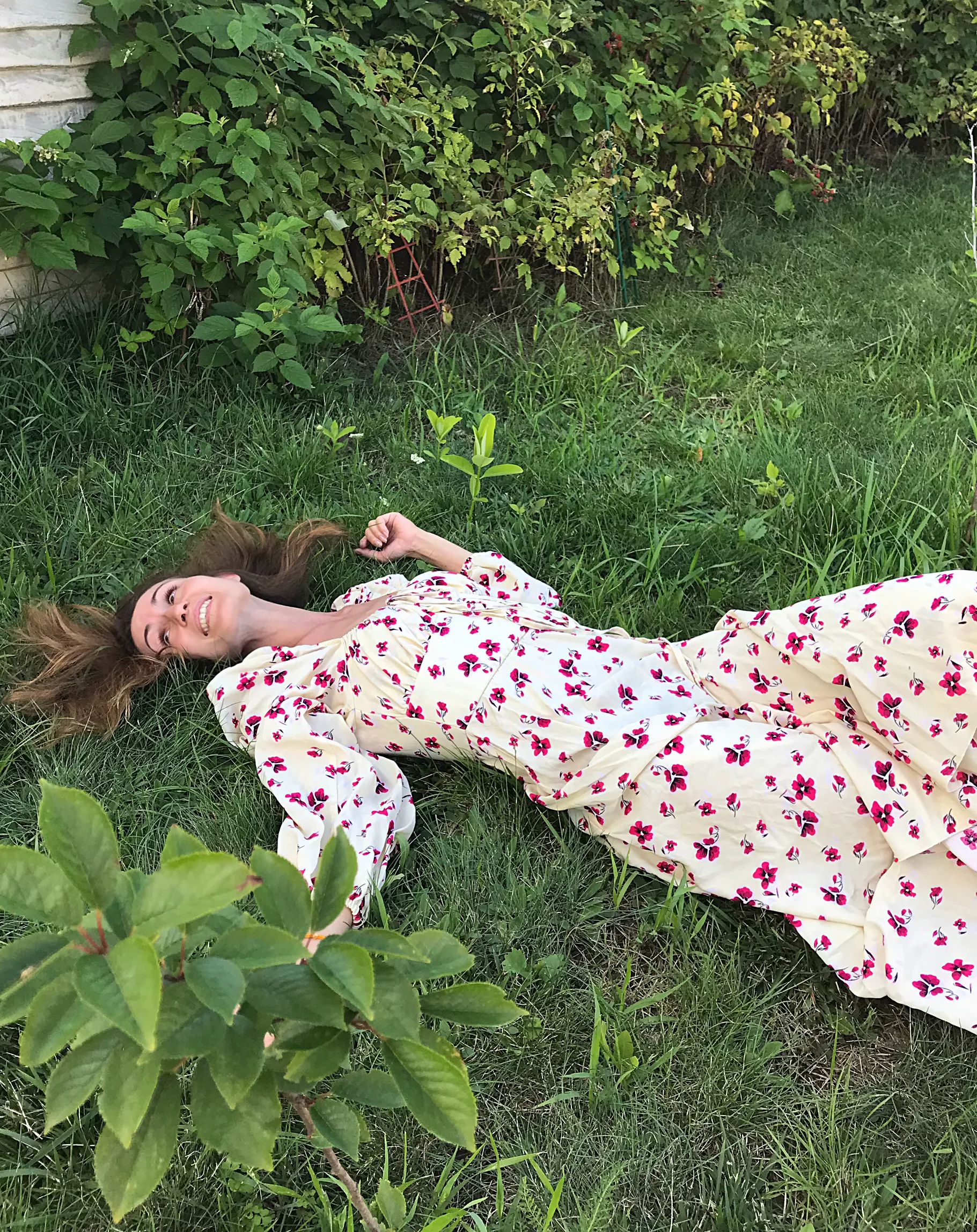 I can lie like this for a very long time. posted by Viki_soul