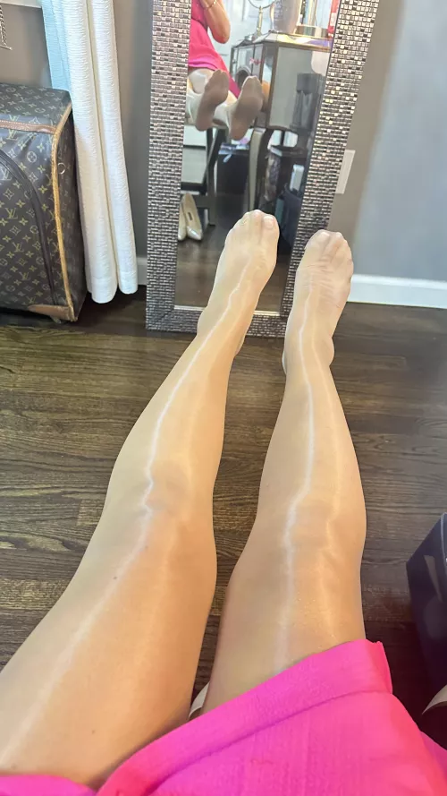 I love these tights  by LatinaSeven7