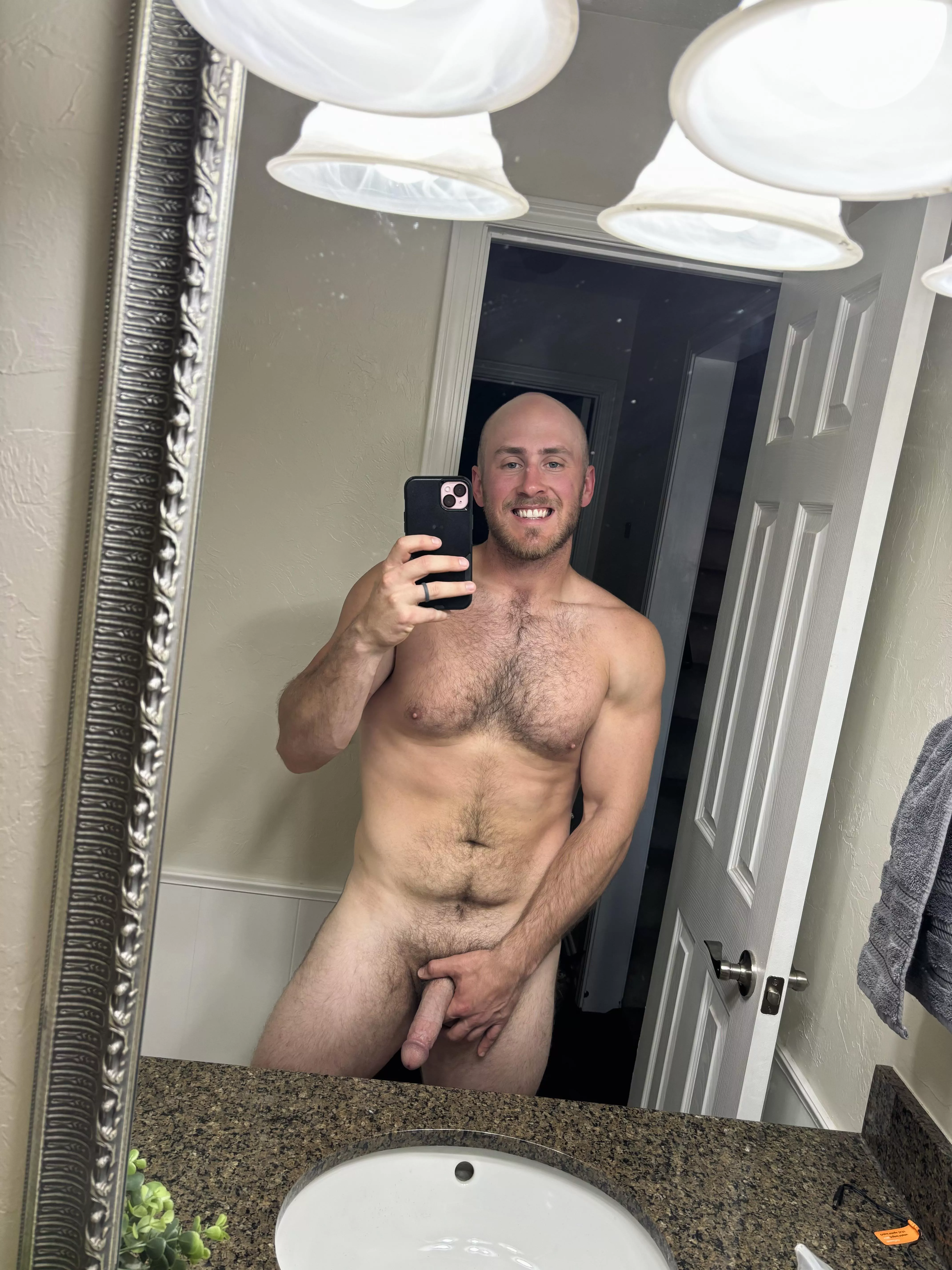 Just got home from work bros. (28) posted by daddysquatsalot