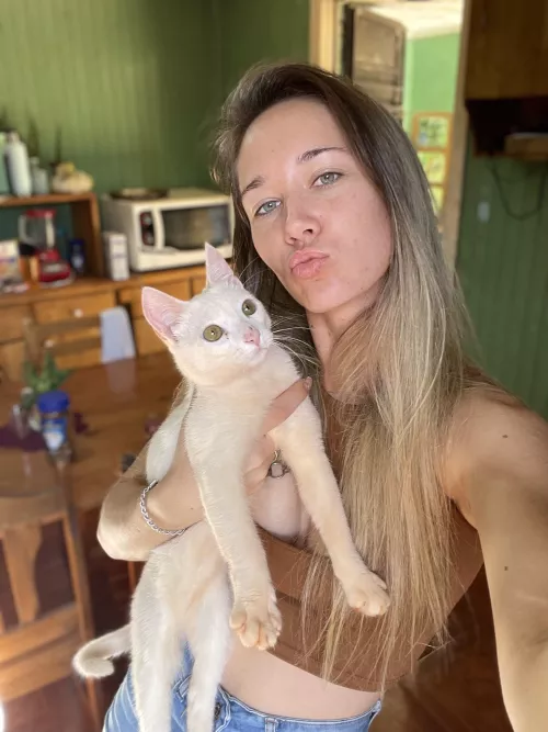 Let me be the keeper of your fantasies.
 by GuiltilyMobilize11