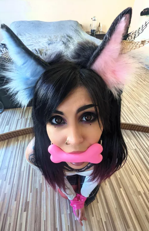 Please, Master, use me! by Vampandbeauty