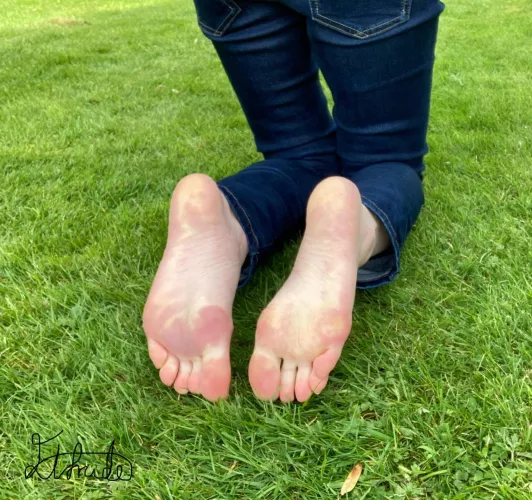 Sunny side up  by Elfrida77