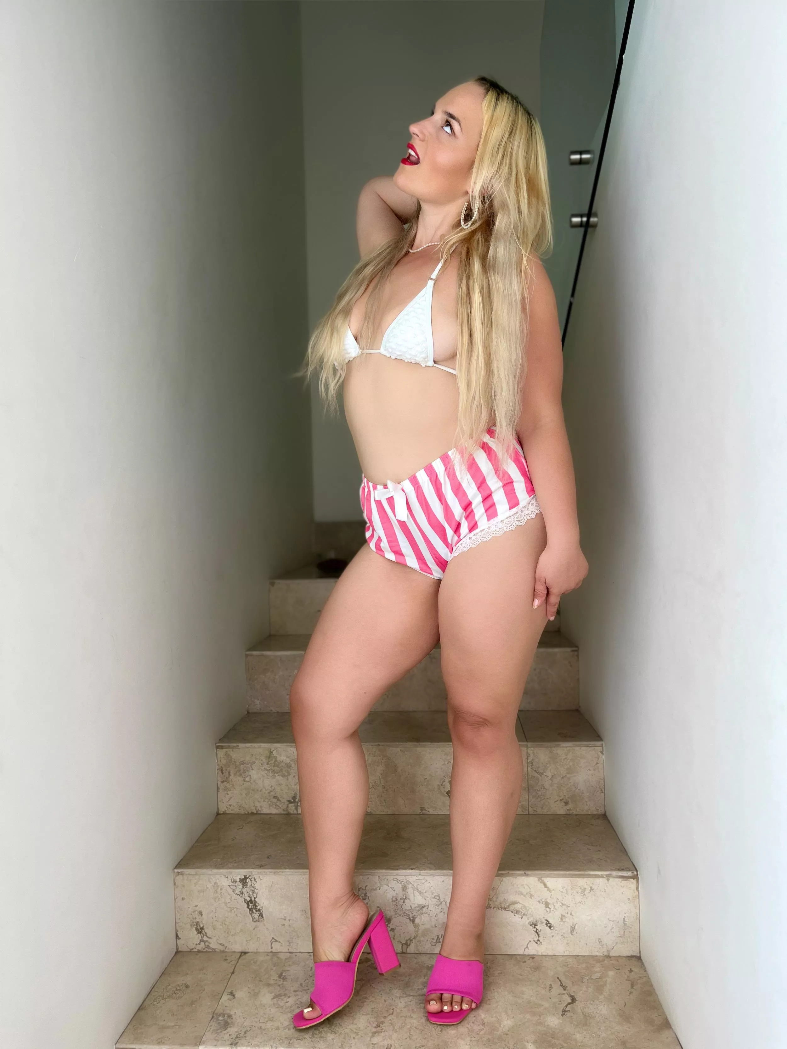 Too much for the first date? posted by ThreeHoleBlonde