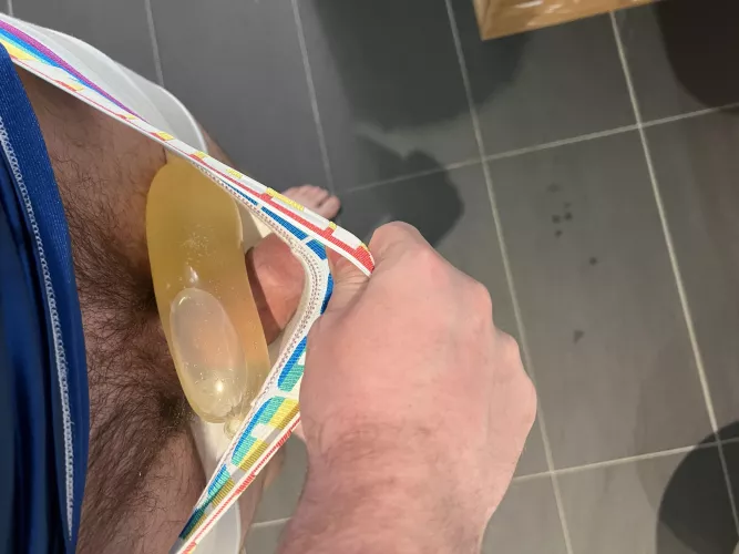 34 piss slave looking for uncut alpha for online play by uc1989