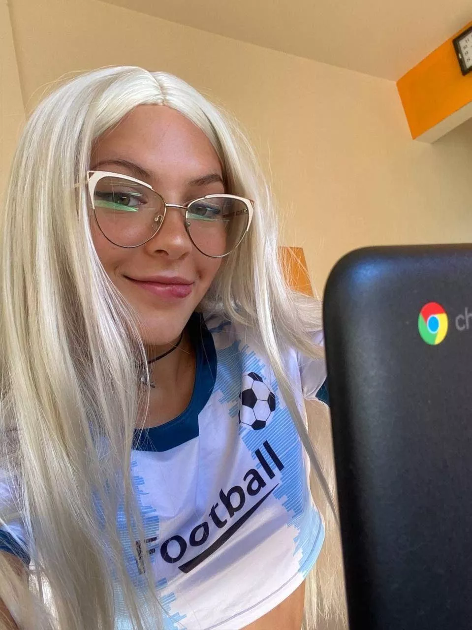 Classy in Blondie hair posted by thepakmanreturns