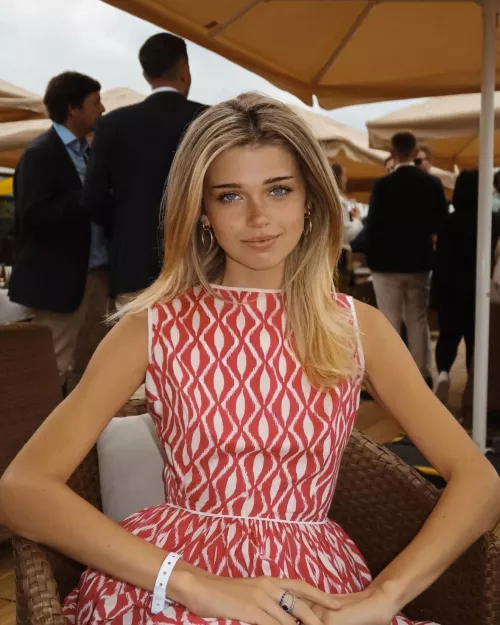 Estelle Ogilvy/Estelle Manning by tumblrvogue