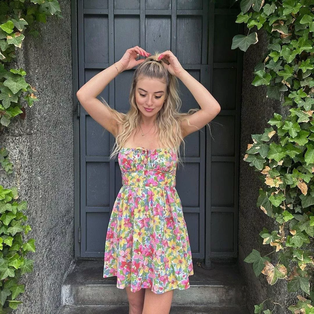 Floral Sundress posted by BunnyyFunnyy